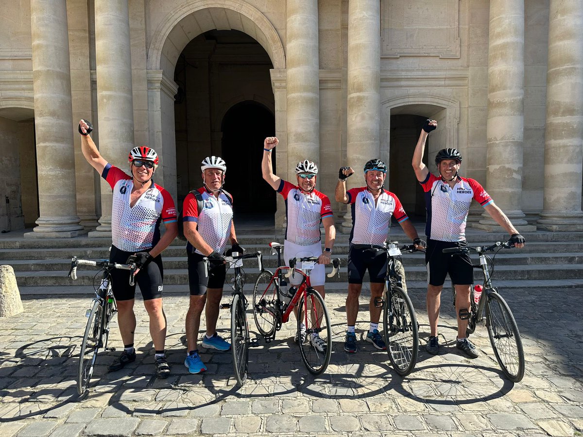 SimsGroup1's tweet image. 260 miles - completed it mate!
Well done #northerngrit finishing strong on the final day with 80miles and elevation of 3400 meters!!