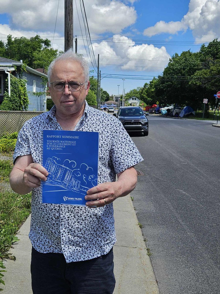 1ER Juillet
 
Il n’y a absolument rien à fêter
Des centaines de milliers de Québecois en précarité de logements
Insalubrité, menaces d’évictions, anxiété financière, discrimination
En plus des milliers de personnes qui vivent carrément dans la rue
Faute de toit
D’un toit