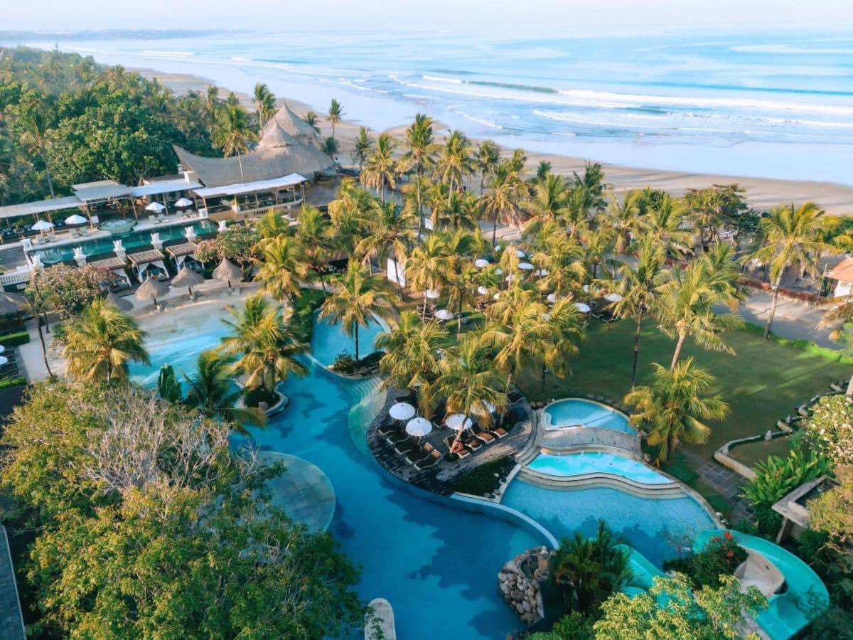 LisaOrme9's tweet photo. 🏖️ Fantastic Offer 🏖️
Bali Mandira Beach Resort &amp; Spa 7 nights fr. £1499pp
Depart 12 Nov 2024
 This offer includes:
🏨 7 Nights at Bali Mandira Beach Resort &amp; Spa, Legian
🛏️ Deluxe Cottage Room
🍳 Breakfast
🚗 Private Transfers
✈️ Flights from London Heathrow
#travel #holiday https://t.co/nOpfzDVX8y