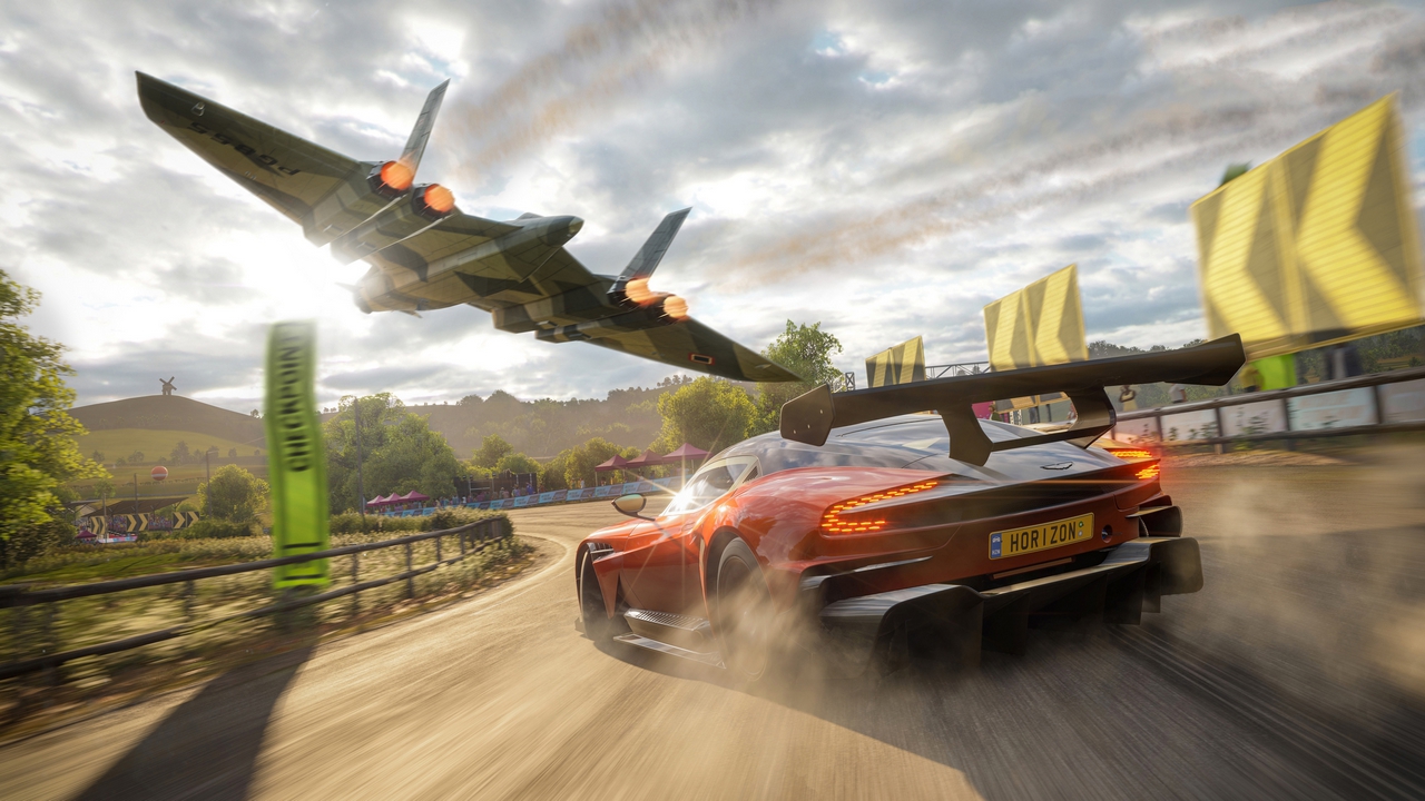 Microsoft, Forza Horizon 4'ü mağazadan kaldıracağı için oyunculara ücretsiz oyun kodu dağıtmaya karar verdi