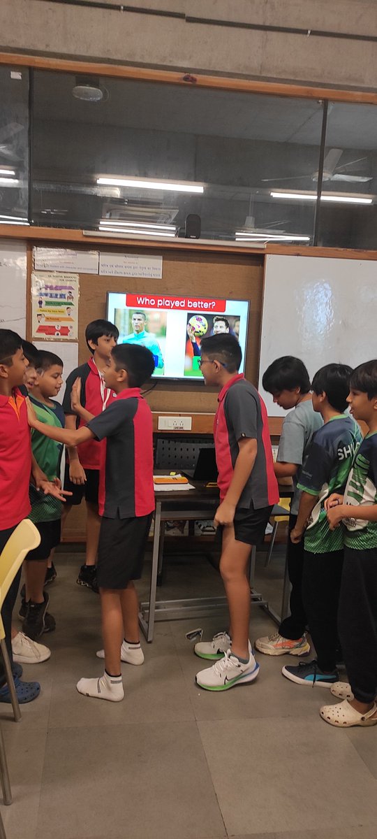 Gr 6 SS kicked off their 1st module of 'HWEO' by debating Ronaldo vs. Messi. After a lively discussion, they reflected on highs and lows, learning how to improve and structure debates. #debatetuningin #studentvoices <a href="/AswaniNandini/">nandini aswani</a> <a href="/pooh_it_is/">AggarwalPuja</a>  <a href="/iborganization/">International Baccalaureate</a> <a href="/fssurat/">Fountainhead School</a>