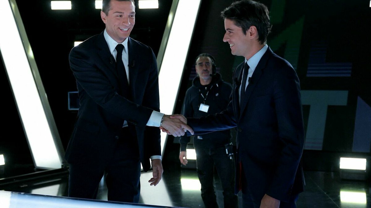 Législatives 2024 : Jordan Bardella et Gabriel Attal "refusent" de débattre avec Marine Tondelier, Clémentine Autain critique "leur rapport aux femmes"
➡️ l.francetvinfo.fr/4ip