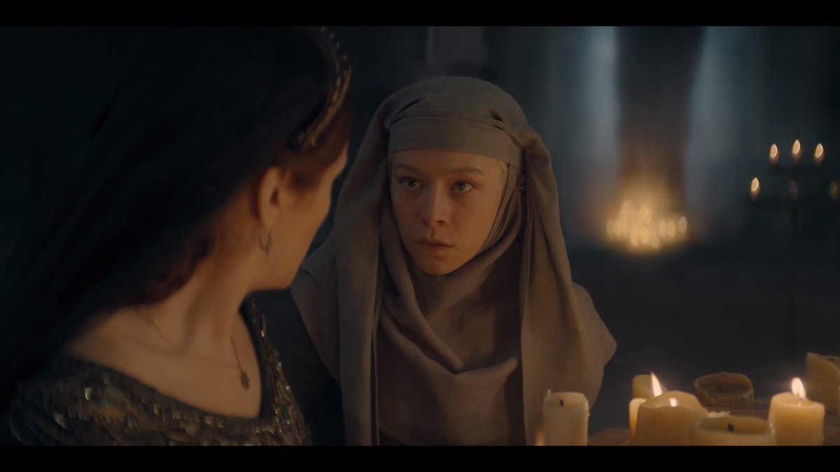 jagduran's tweet photo. Esta escena es la que más sentimientos encontrados me ha provocado de toda la saga, se me hizo absurda, cómica, sin sentido, interesante, increíble, barata, arriesgada, bien escrita y mal escrita. No entiendo nada. https://t.co/09r24p5bb8