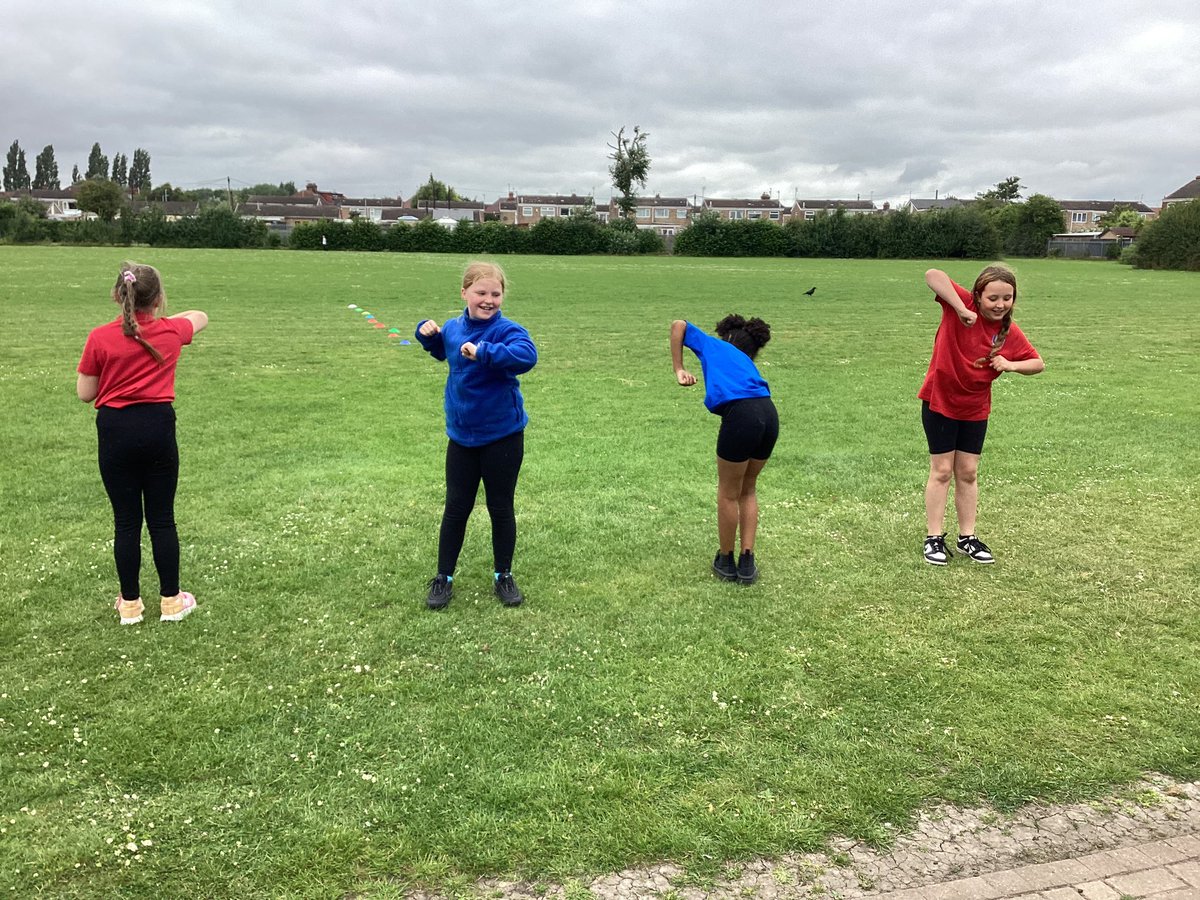 WestcottPrimary's tweet image. 5JF have been getting creative for Create Week. We have performed gymnastics, written some inspirational speeches and even written, directed and presented our own plays! #Westcottenrichment #Createweek
