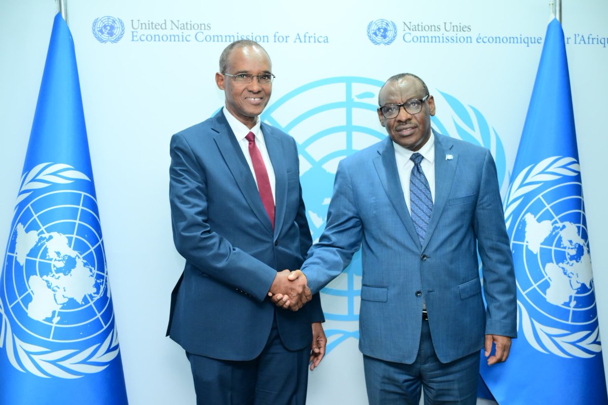 ECA_OFFICIAL's tweet image. “Ahead of #COP29, I met with Amb Ali Mohamed, Chair African Group of #ClimateChange Negotiators on @ECA_OFFICIAL support to #AGN in data, macro &amp;amp; climate financing. Africa&apos;s common position requires facts &amp;amp; figures to strengthen Africa&apos;s advocacy and global voice&quot;. @claverGatete