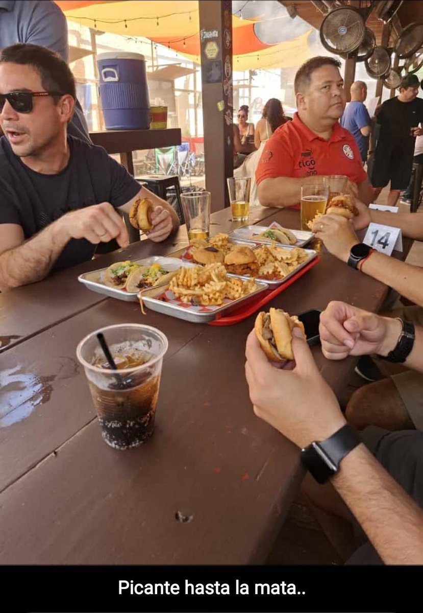 ⁦<a href="/APFOficial/">APF</a>⁩ ⁦<a href="/CONMEBOL/">CONMEBOL.com</a>⁩ ⁦<a href="/fifacom_es/">FIFA (Español)</a>⁩ Mientras la Seleccion va de fracaso en fracaso,los dirigentes y empleados de la APF disfrutan de unas vacaciones pagas en USA.Hay más dirigentes que jugadores y luego quieren el Éxito,así matan a la Selección.