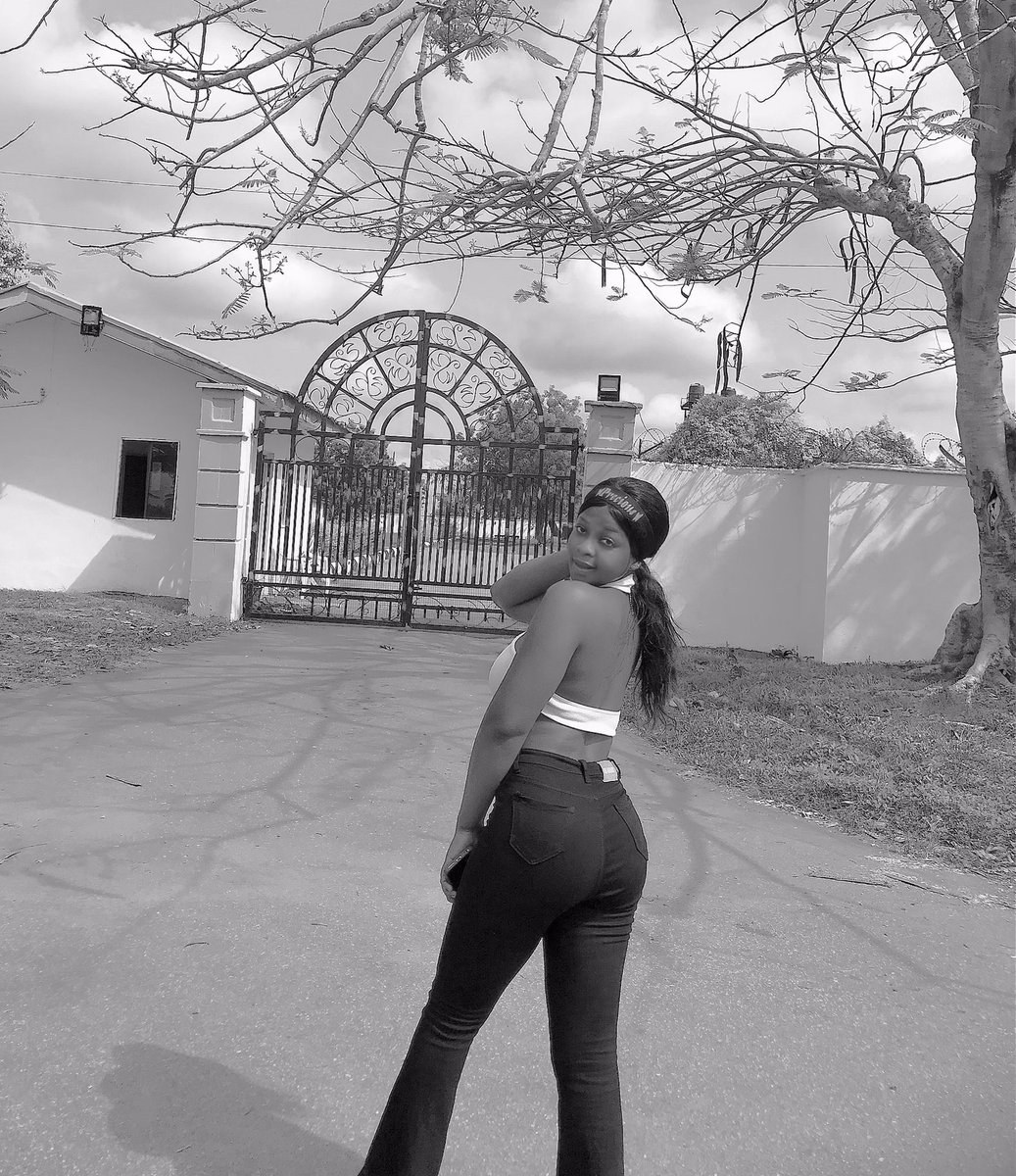 QwinlauraB's tweet photo. May the Blessings of the lord shine upon us Today. Welcome to July #fc #BBNaija https://t.co/Ey2bzJaMvP