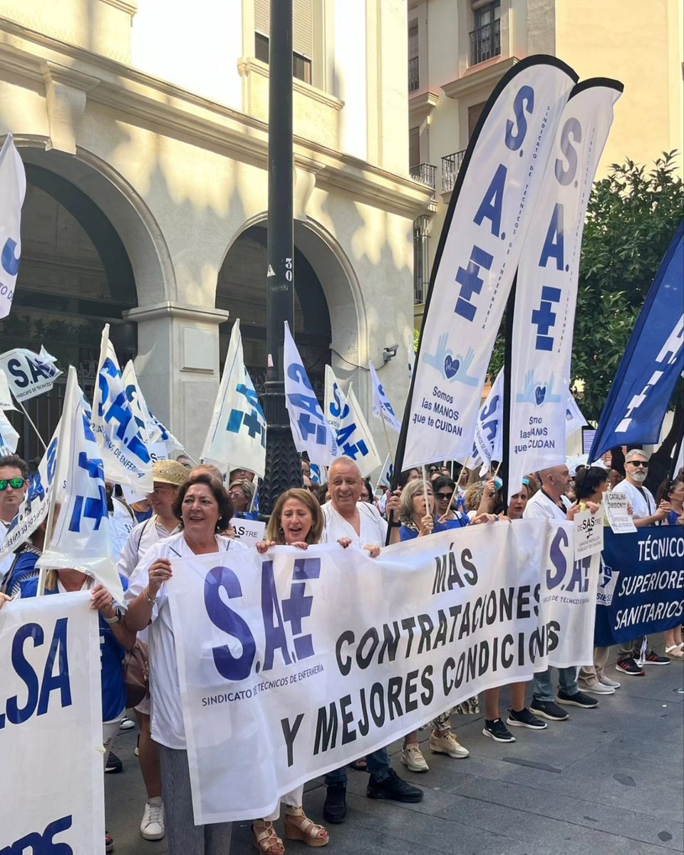 SaeAndalucia's tweet photo. ❗️Ú N I D O S - A C T U A M O S❗️

📌01.07.2024 - Concentración en Servicios Centrales por la subida de las notas de corte y la exclusión de miles de profesionales en la Bolsa de Empleo Temporal.

⚠️NO DEBEMOS PERMITÍRLO⚠️

➕Información en tu Sección Sindical #SAEAndalucía 😡👍 https://t.co/6iJZPqMzJ4