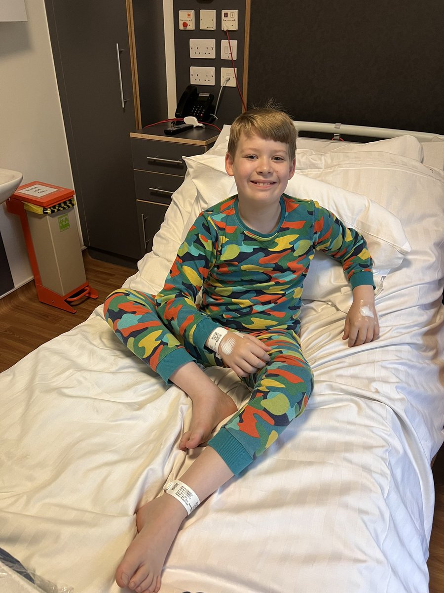instructorbec's tweet photo. Young Harry had a successful tonsillectomy. But having a rough recovery!… handling it like a boss though! 😊 @ympstempleman https://t.co/25BTdfQoe2