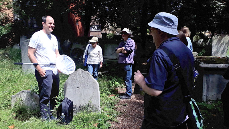 FCityGardens's tweet photo. Visited by a Red Admiral while we learned about butterflies. Huge thanks to Steve Bolton @savebutterflies for a great workshop in Bunhill Fields #RewildLondon @ldn_environment @WildLondon @cityoflondon @BunhillHeritage https://t.co/66vqj2cUou