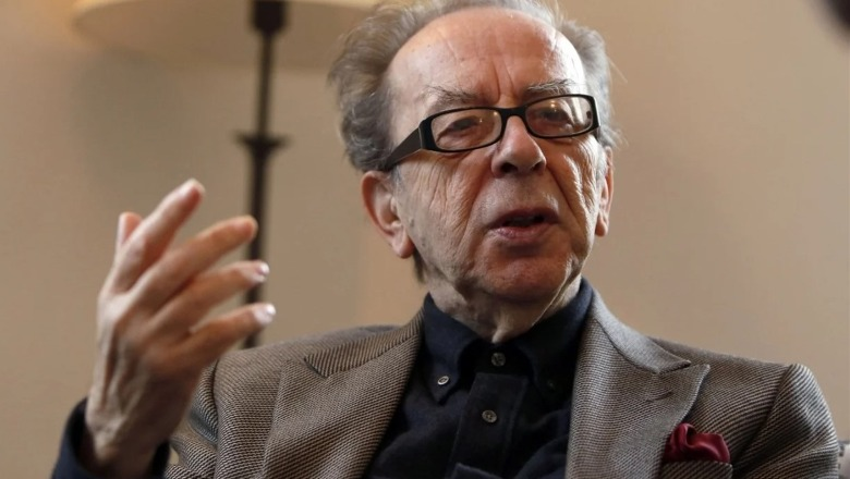 I.Kadare,the teller of the story of the Albanians, as universal and particular as any and all stories are, has died. The XX century language of the Albanians, their capacity to dream and hope and laugh at adversity couldn't be fully understood without him. <a href="/besiana_kadare/">Besiana Kadare</a>