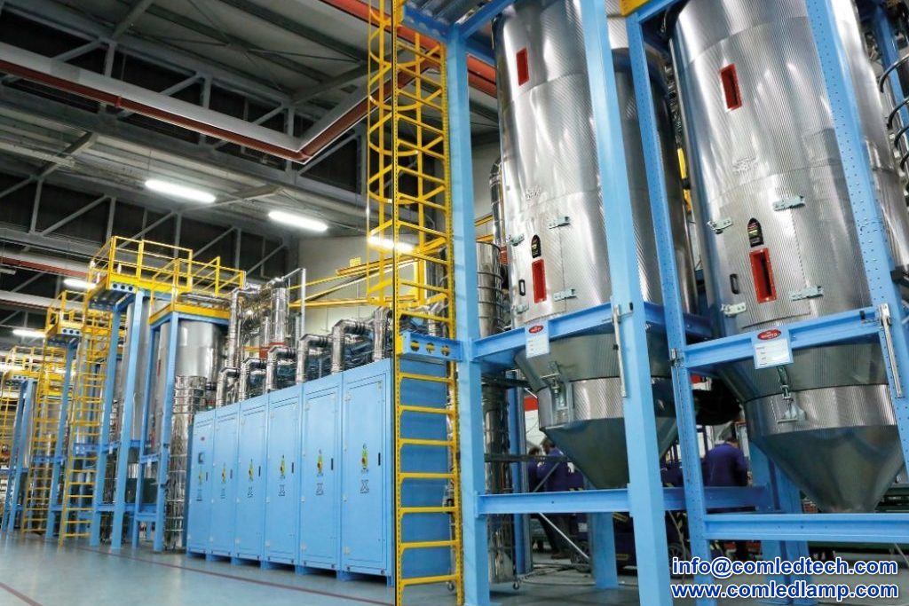 Comled_Felix's tweet image. At exhibitions, it&apos;s essential to showcase the advantages of your products effectively. If you&apos;re exhibiting LED Linear Fixtures, there are several ways to demonstrate their benefits to potential customers.Content from:comledlamp.com/news/
#comled
#ledlinearfixture
#ledlight