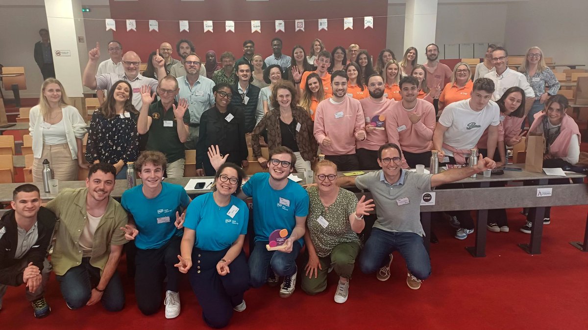 TBS Education tweet media