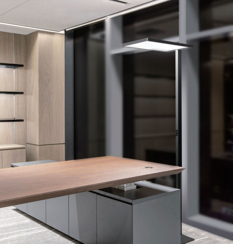 SaraZeng8's tweet photo. What must a modern lighting concept achieve ? iWork has the solutions.

Save energy, not light. 40% of all costs of a building in terms of its life cycle are energy costs, a large portion of which is for lighting. 
#workstation #workspace 
#officelight #lighting https://t.co/BgGig0kgBD