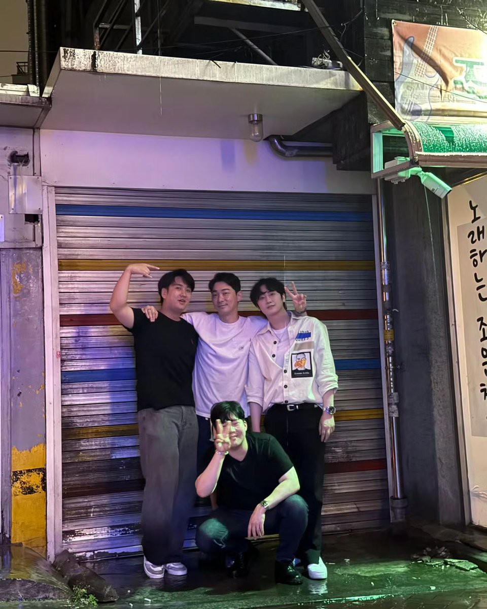 heostarperu's tweet photo. [📸PICS] Nuevas fotitos de YoungSaeng compartidas por su amigos ✨️
Créditos: j.jiman 
#허영생 #HeoYoungSaeng #ホヨンセン https://t.co/1pd8TXnsMI