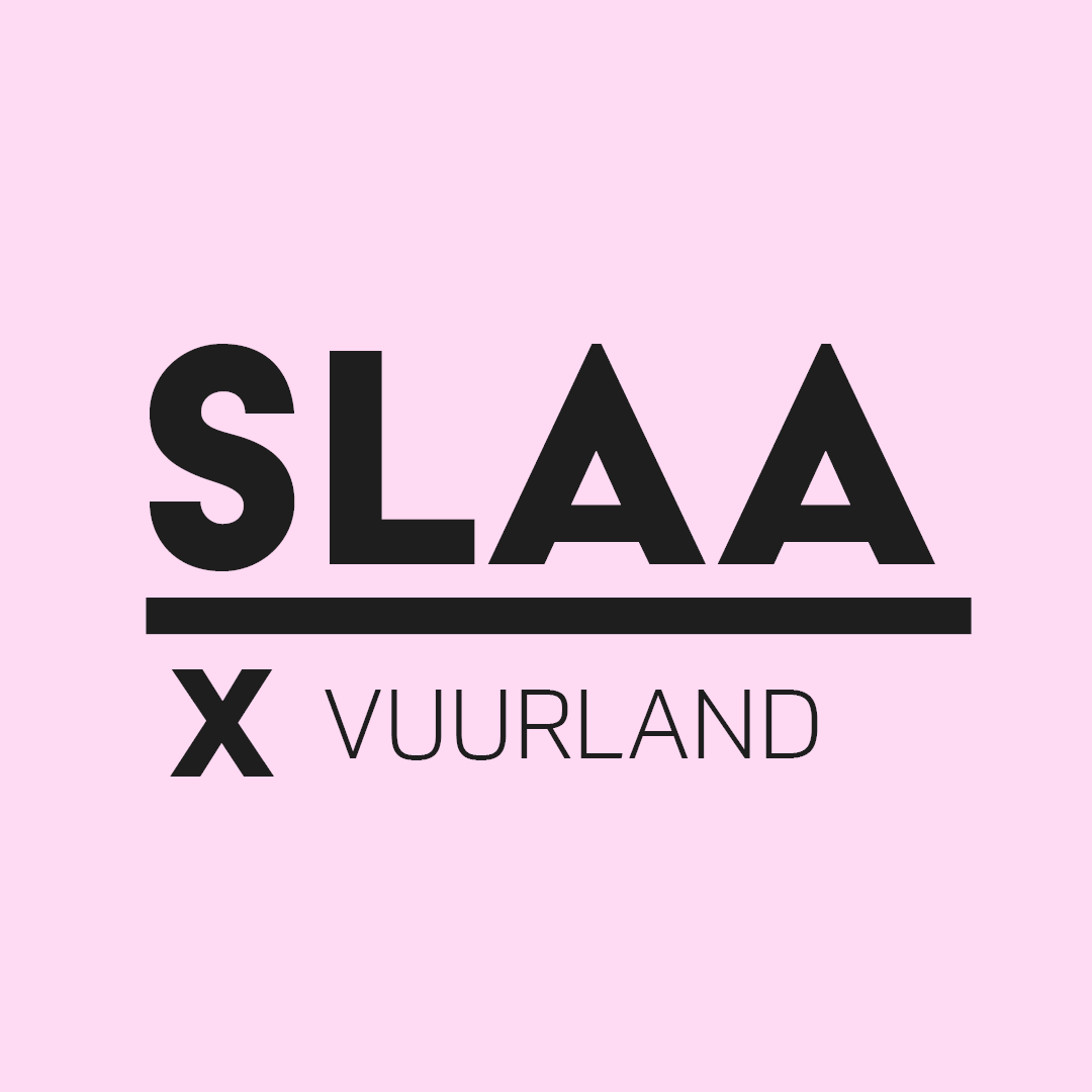 Heb jij de nieuwste aflevering van SLAAx al gelezen?
Dit keer gingen we een samenwerking aan met Vuurland.
Elisa Lo-A-Njoe schreef drie prachtige gedichten, die je nu kunt lezen op slaa.nl/slaax/vuurland!

<a href="/elisaloanjoe/">elisaloanjoe</a> <a href="/Vuurlandpuntnu/">Vuurland</a> <a href="/IdunaPaalman/">Iduna Paalman</a>