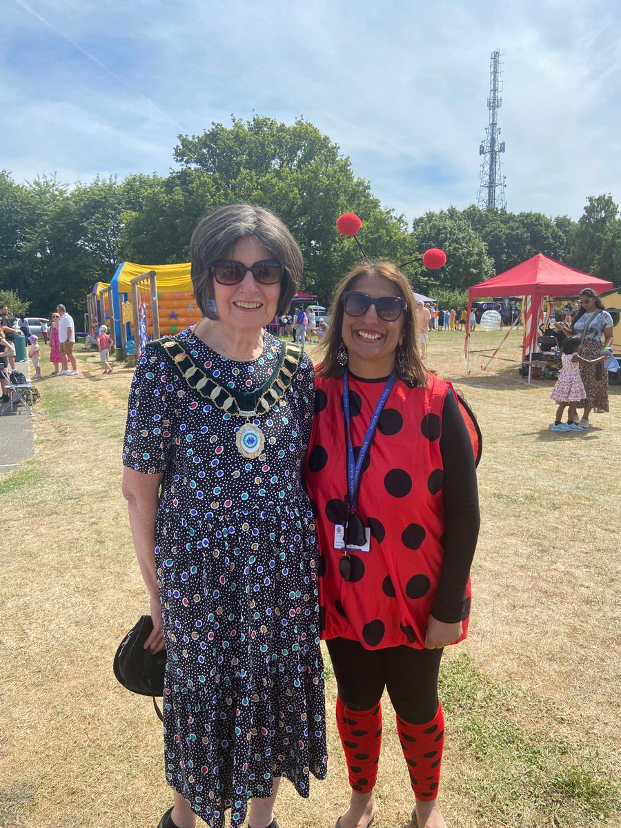 Bracknell Town Mayor tweet media