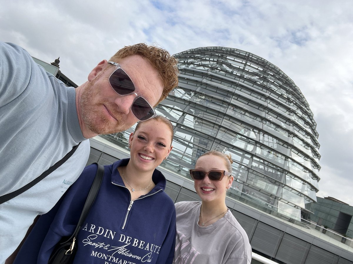 jasoncook8's tweet photo. Last day in Berlin ☹️ https://t.co/iFCgkrug0Q