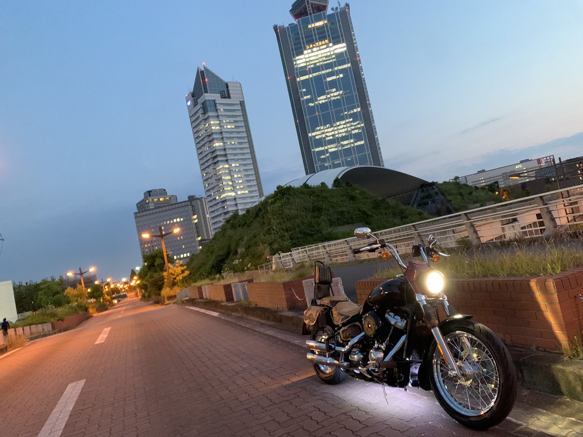 LoveHDFXST's tweet photo. #6月を写真4枚で振り返る
雨が多かった割には走れたかな😅👍
#harleydavidson #harley_davidson #softailstandard #leathercraft #sheridanstylecarving #ハーレーダビッドソン #レザークラフト #レザーカービング#シェリダンスタイルカービング
#バイク乗りと繋がりたい #バイク好きと繋がりたい https://t.co/Ij6arB2TjO