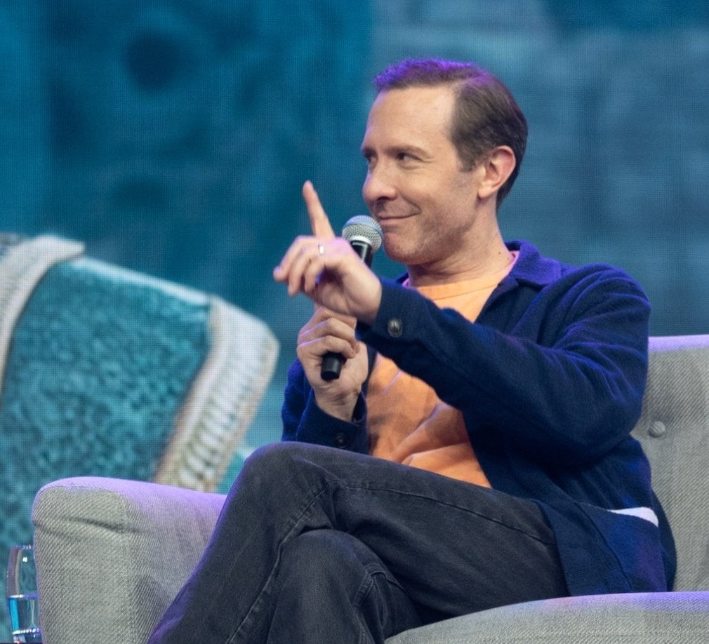 This man IS 100% Gale of Waterdeep and you can't tell me otherwise ☝🏼