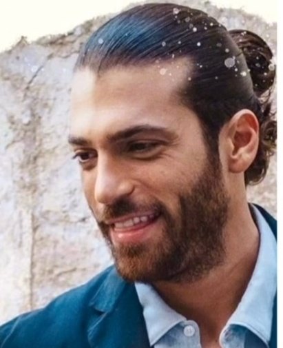 Esperando por vos y con la ilusión que falta un día menos para verte😍
Siempre junto a vos !!
#CanYaman 💫