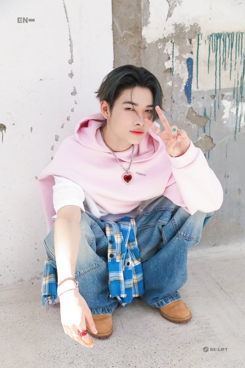 pWAAsNB6yA3KyEF's tweet photo. 最高ですやん❤️LOVE❤️
色々あって全部いい🫶
#ROMANCE_UNTOLD
#INCEPTIO #NI_KI #ENHYPEN_NI_KI #엔하이픈_니키 #니키 #AlwaysStayByNI_KI #いつも心はニキと一緒 #西村力@ENHYPEN_members https://t.co/KEj33wzkJw