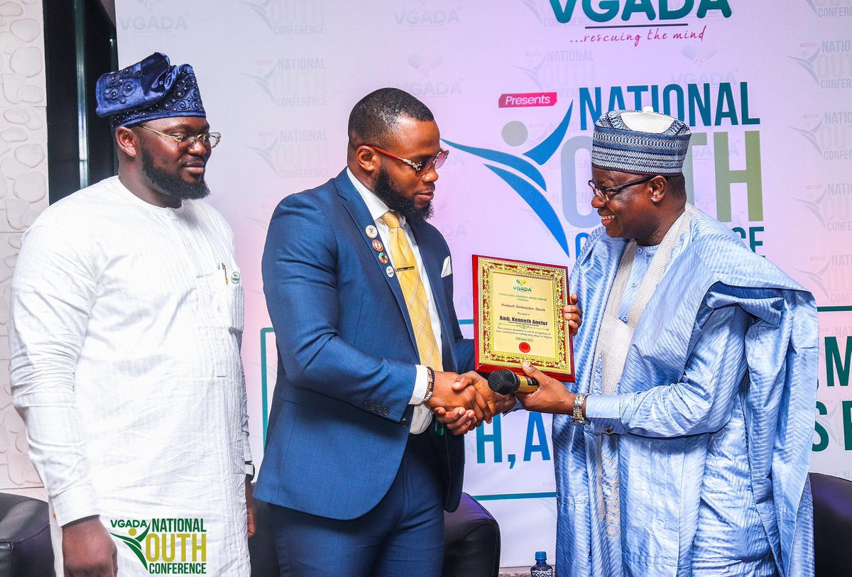 VGADA_NG's tweet photo. @official_NSCDC @NCDCgov @HonourableOnAir @ayowisdom_ @iam_venzan @Jakpo_TheRayven @caroline_aroke @TheresaAdomi @sunni_mallo @SolaceOmolaiye https://t.co/F2V0gFTwrH