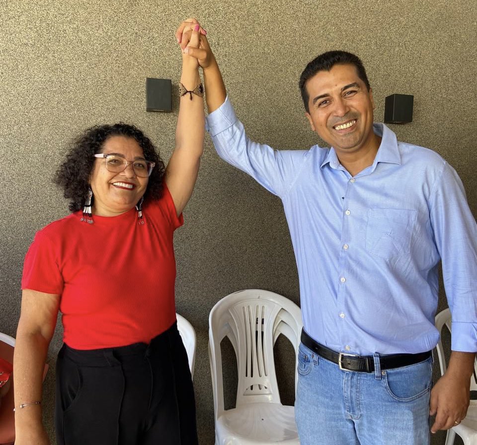 Bom dia, Imperatriz. Chapa definida, militância pronta pra luta em defesa de Imperatriz. E agora lá quem tá com <a href="/LulaOficial/">Lula</a> vai com as pré-candidaturas de <a href="/marcoaurelioITZ/">Marco Aurélio</a>  a prefeito e <a href="/GilvaniadoMST/">Vania do MST</a>  a vice. Pra vitória!!!