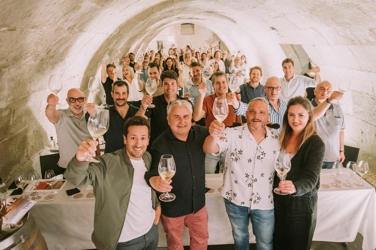 Ramondin.international tweet media