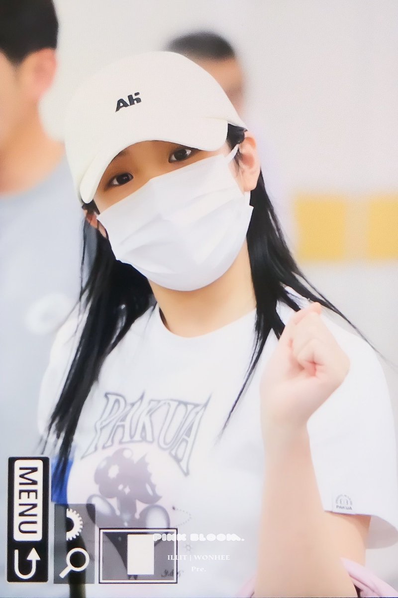 PinkBloom0626's tweet photo. 240701 #원희 #WONHEE #아일릿 #ILLIT https://t.co/D49tfmewlG