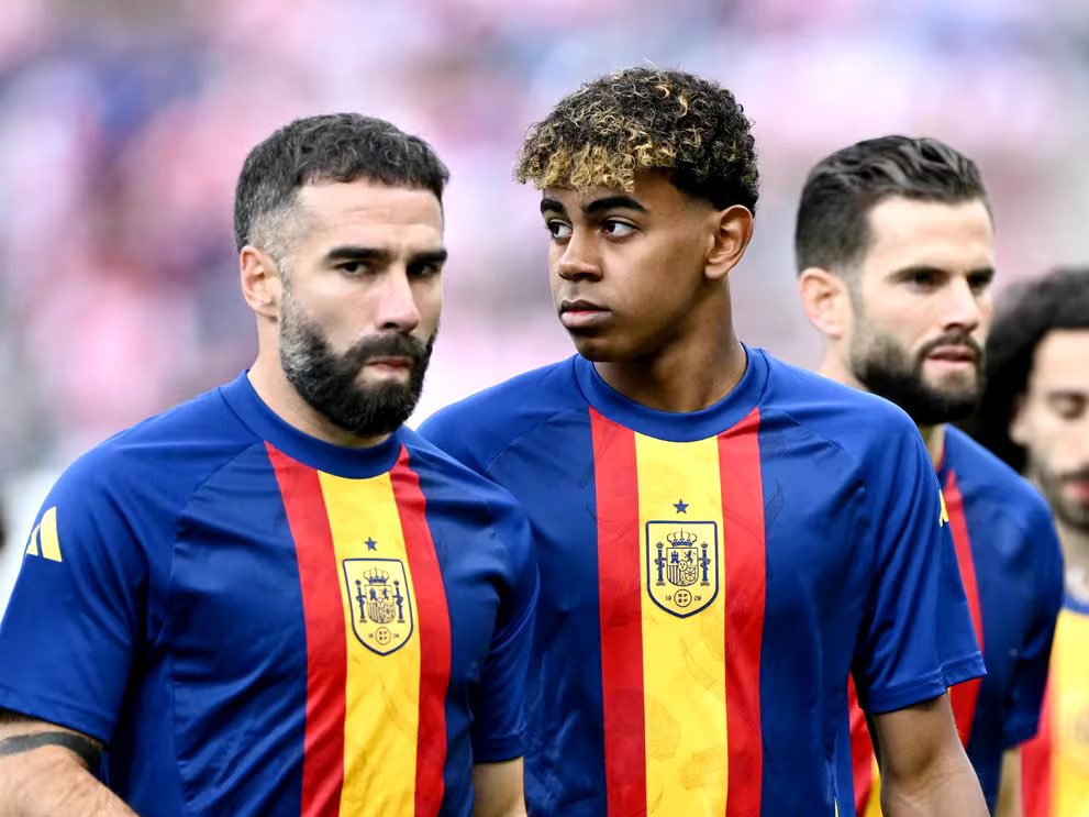 GxlDeFekir's tweet photo. 👕 SORTEO del camisetón pre partido de la SELECCIÓN

⚠️ PASOS:  

1️⃣ Seguir a @futboljersey7 y @GxlDeFekir.

2️⃣ Dar RT y LIKE al tweet.

🎁Ganador el 7 de Julio.

🍀 ¡Mucha suerte! https://t.co/XifF9lPJB2