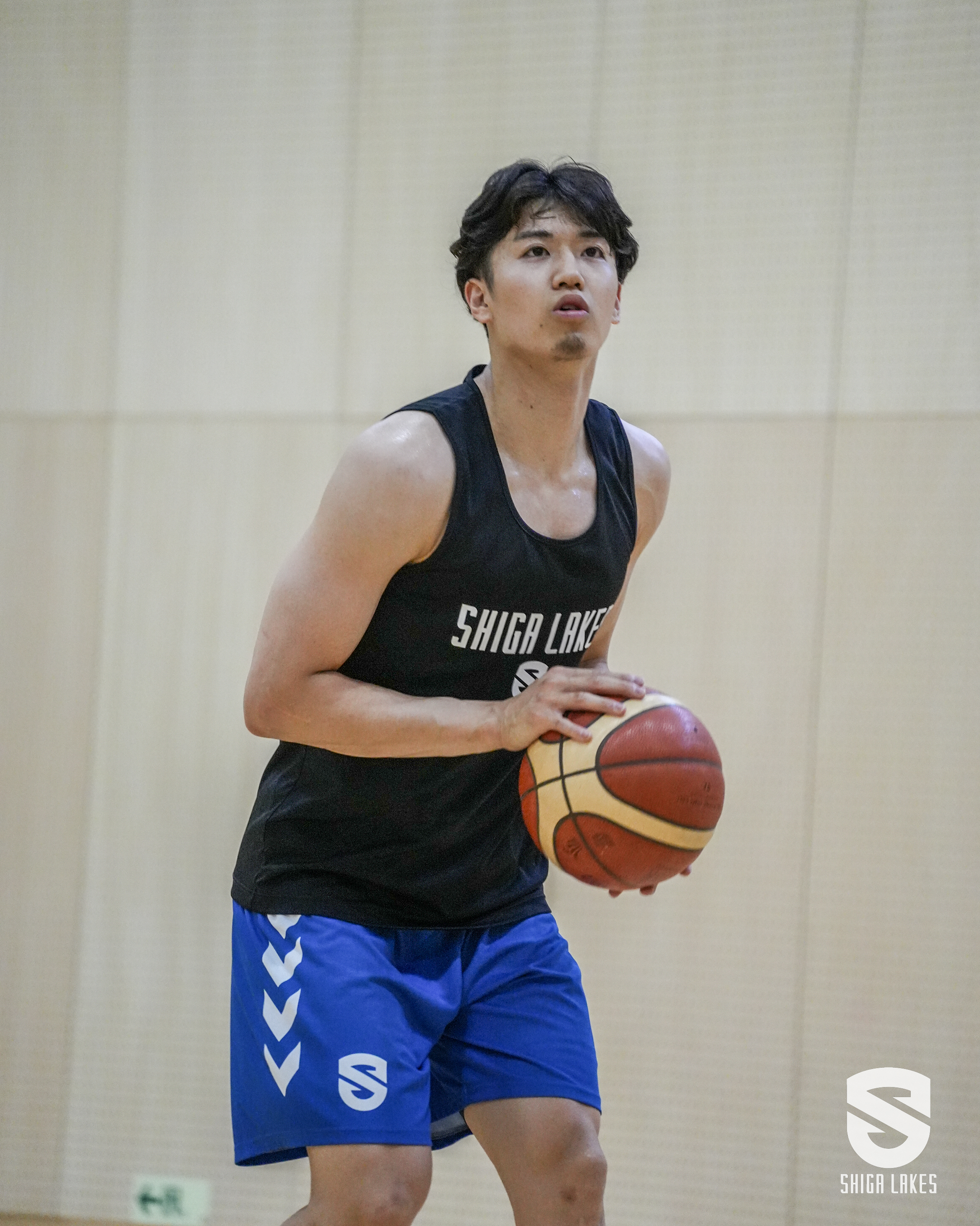 滋賀レイクス 野本選手サイン入り （滋賀レイクスがモバオクに初