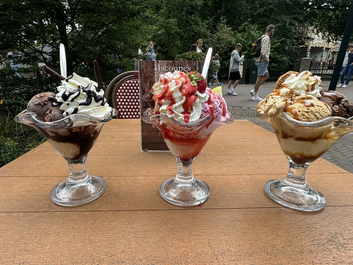 Nieuwe ijscoupes bij t poffertje #Efteling