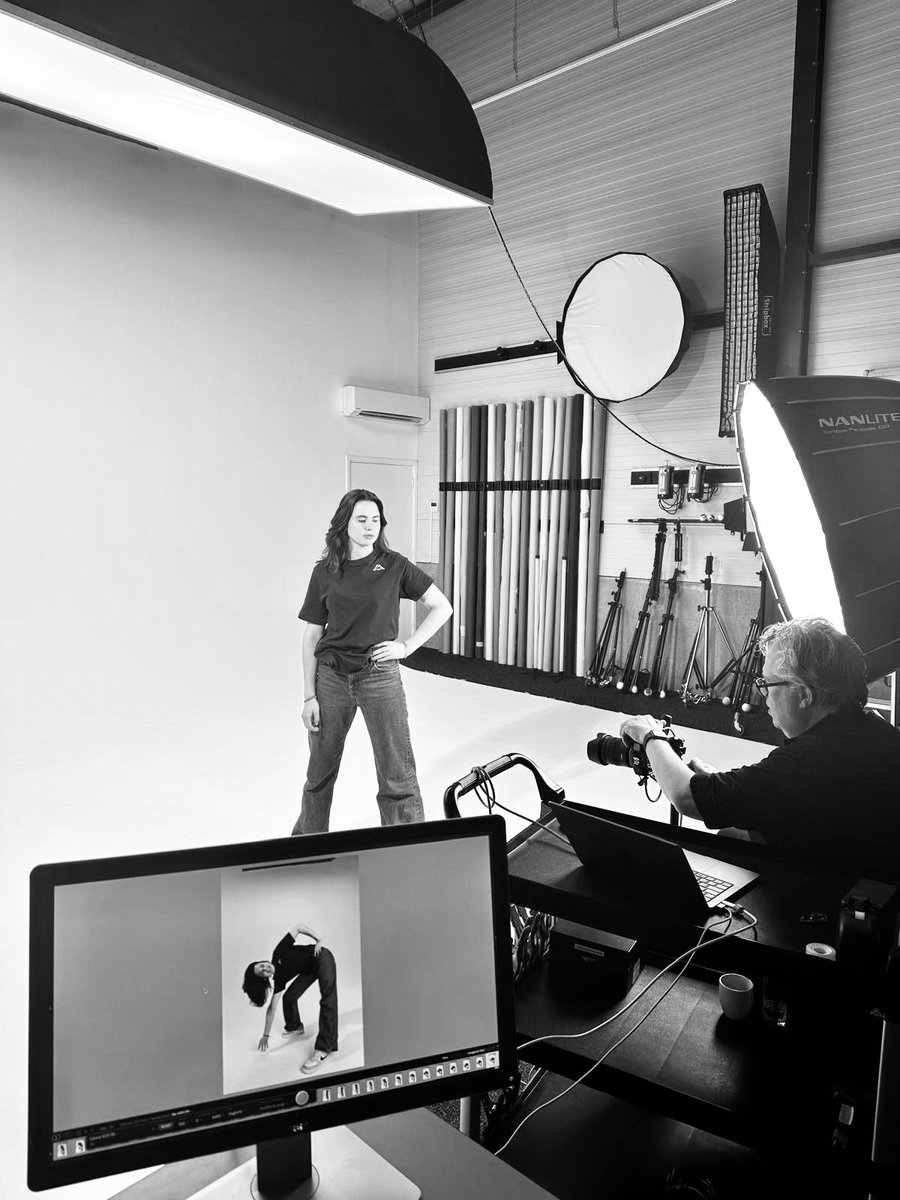 verbeeldfoto's tweet photo. Branding shoot @derooipannen bij studio IKOON. Foto’s door Esther van den Borne. https://t.co/H2pecVfPWc