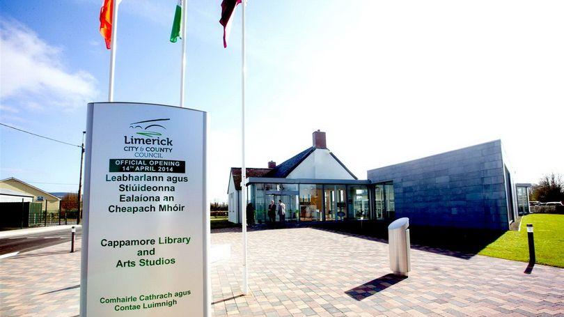limklibraries's tweet image. Please note Cappamore Library will be closed tomorrow afternoon, Tuesday 2nd July, from 2-5pm. It will be open as usual from 10am-1pm. 
Opening times &amp;amp; contact for all other library branches can be found here 👇
limerick.ie/council/servic…

#LimerickLibraries #CappamoreLibrary