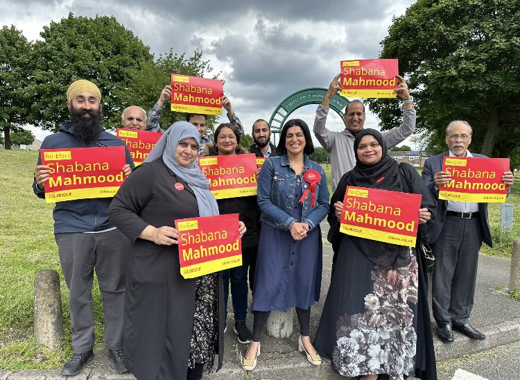 Since 1997 over 12million immigrants have entered Britain. 80% remain dependent on Welfare. Total cost is £50k per person pa. This is a staggering amount of money. Close to £500billion. It's destroying our economy.

Labour started mass immigration in 1997 &amp; want more

#VOTEREFORM