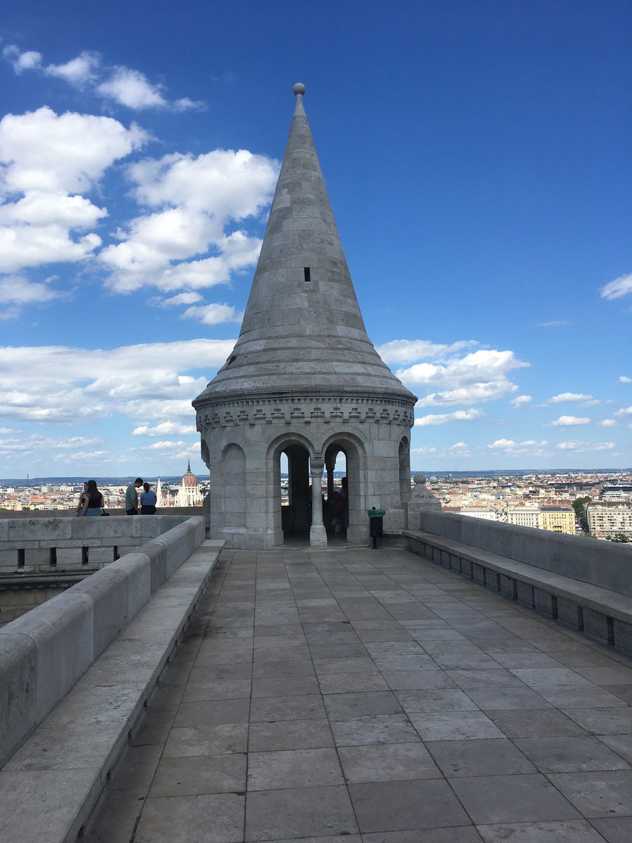 BudapestTrips's tweet photo. Fisherman’s Bastion in Budapest is one of the top Budapest attractions without a doubt. The present day lovely lookout towers / decorative fortification of Fisherman’s Bastion were built in the 19th century to serve as a lookout tower for the best panoramic views in Budapest https://t.co/UqrUXgMsc8
