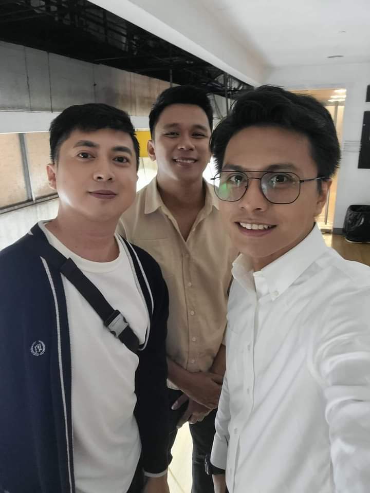 kim_idduri's tweet photo. Catch  Searchee  Adrianne Bong M. Alvarado   live na live sa It's Showtime  #EXpeciallyForYou #ShowtimeYourHappiness

Subscribe, follow and watch us LIVE Monday to Saturday 12nn
https://t.co/R1TrAnHu69
https://t.co/xKRtEOQF8o
https://t.co/NF5s6qkgxx

#ItsShowtime #searchee https://t.co/zeimGY9yU9