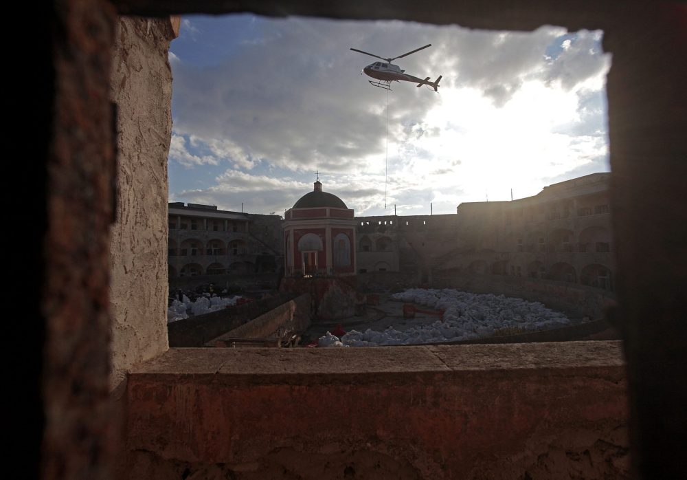 Ex carcere di S.Stefano, allo studio concorso per detenuti-artisti di tutta Italia per realizzare opere d’arte dedicate al #percorsomuseale  dell’#excarcere di #santostefano #Ventotene. 

Per approfondire: agenziacult.it/notiziario/ex-…