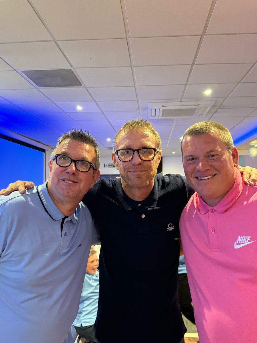 Want to say a massive thank you to <a href="/B1orm/">Brett ormerod</a> who kindly attended and presented the awards at <a href="/cnsportsfc/">CN Sports Football Club</a> presentation night at <a href="/BlackpoolFC/">Blackpool FC</a>. Top bloke you made many a people’s night.