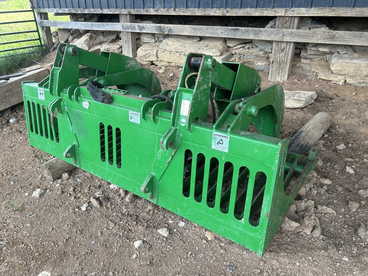 SweetTFarm's tweet photo. MTL X-Series Rock Root Grapple with teeth.  84" wide, green, very good condition, Euro Mount.  We used this on our John Deere tractor to move brush and logs around the farm.  Always stored under roof. Cynthiana, Ky  $2150  859-684-1509 https://t.co/26ydzISEx1