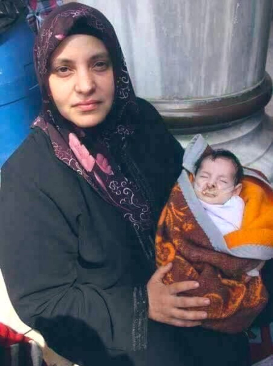 Suriyeli Emani el Rahmun, Sakarya’da 2 Türk tarafından tecavüze uğradı, sonrasında 10 aylık bebeğiyle birlikte katledildi. Hiç sesiniz çıktı mı? İkiyüzlüsünüz.