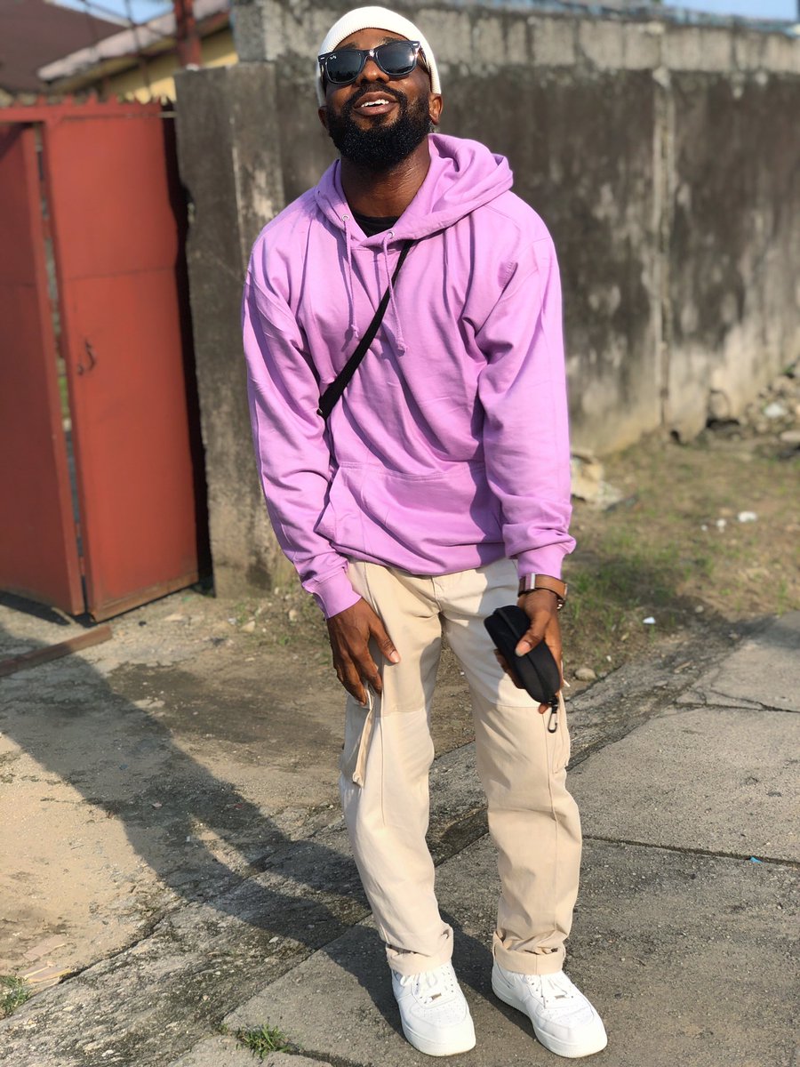 Sammyhrt's tweet photo. Happy New Month Fam!!!
Welcome to the second half/the best half of the year. We win!
PS - #AwayPart2 drops 12th July
#SammyHart #Kkardiak #FineBoyReppinJesus #LetMeTalkToYa https://t.co/vLGEspAqAT