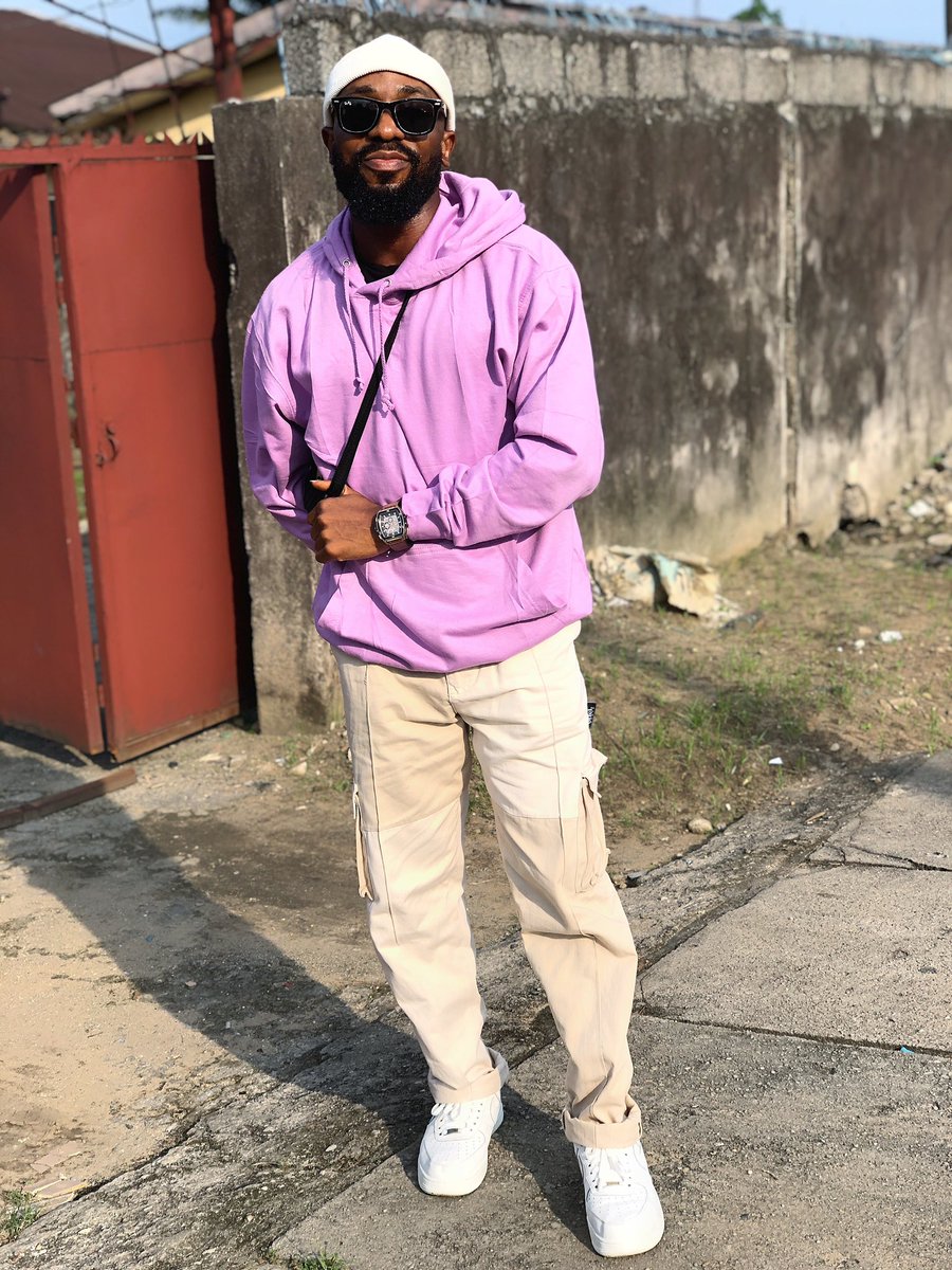 Sammyhrt's tweet photo. Happy New Month Fam!!!
Welcome to the second half/the best half of the year. We win!
PS - #AwayPart2 drops 12th July
#SammyHart #Kkardiak #FineBoyReppinJesus #LetMeTalkToYa https://t.co/vLGEspAqAT