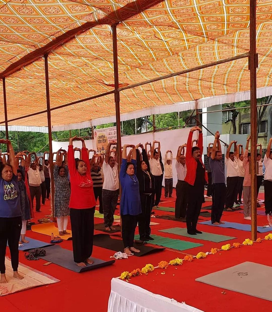 surya_ino's tweet image. INO द्वारा देश के 28 राज्यों में अंतर्राष्ट्रीय योग दिवस 2024 का आयोजन किया गया। इसी कड़ी में नरेश आहूजा जी ने मध्य प्रदेश में योग शिविर का आयोजन किया।
#IDY2024 #MDNIY #ministryofayush #inosurya #Ino #yoga #ccryn #NIN