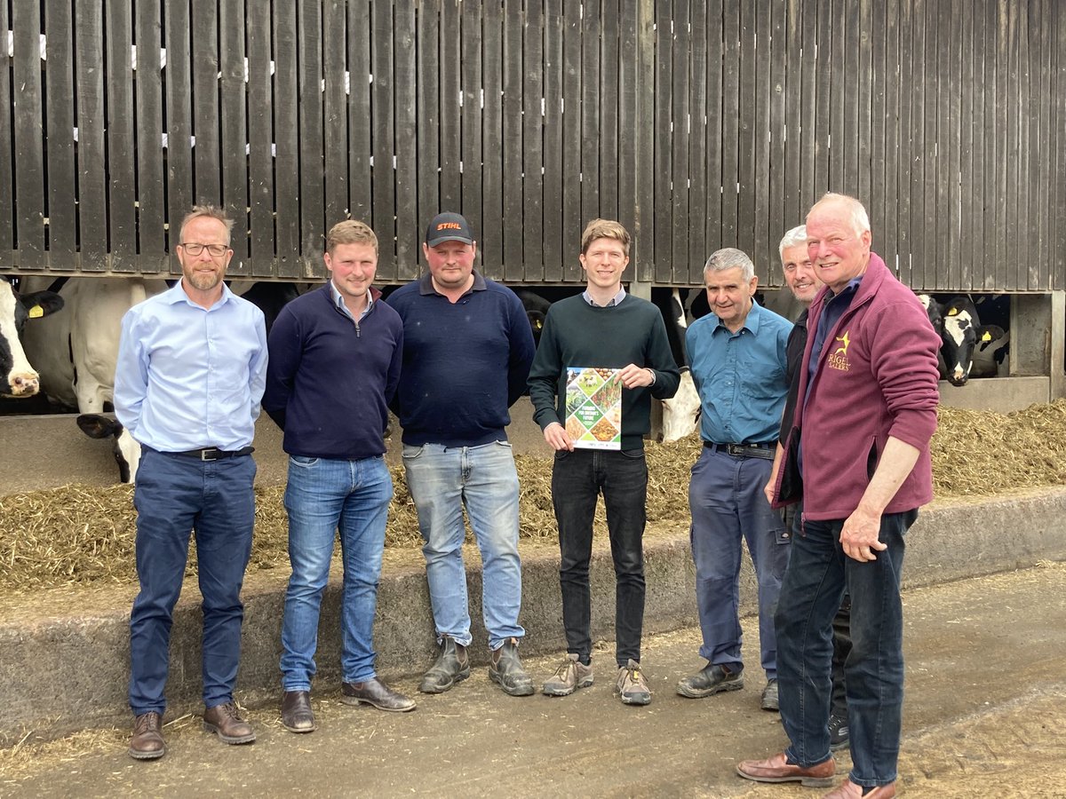 Really enjoyed meeting members of the NFU Stokesley branch today. Too often agri-food policy is imposed from the top down without properly involving farmers. We need more consultation with the people who put food on our tables &amp; maintain our landscapes <a href="/NFUtweets/">National Farmers' Union</a>