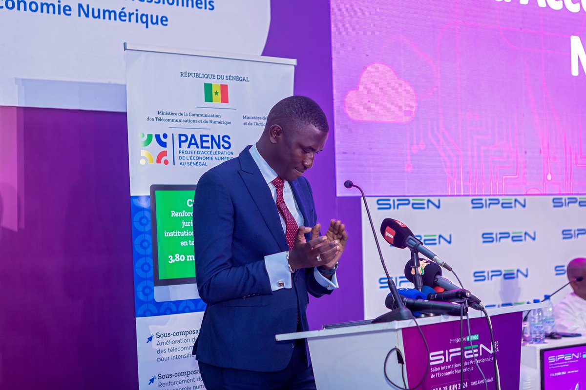 𝗛𝗼𝗻𝗼𝗿𝗲́ 𝗱'𝗮𝘃𝗼𝗶𝗿 été le 𝗠𝗮𝗶̂𝘁𝗿𝗲 𝗱𝘂 𝗖𝗲́𝗿𝗲́𝗺𝗼𝗻𝗶𝗲𝗻𝘁 𝗱𝘂 𝗣𝗔𝗘𝗡𝗦. 𝗨𝗻 𝗽𝗿𝗼𝗷𝗲𝘁 𝗳𝗶𝗻𝗮𝗻𝗰𝗲́ 𝗾𝘂𝗶 𝗮𝗳𝗳𝗶𝗰𝗵𝗲 𝗱𝗲 𝟵𝟱 𝗺𝗶𝗹𝗹𝗶𝗮𝗿𝗱𝘀 𝗱𝗲 𝗙𝗖𝗙𝗔 𝗽𝗼𝘂𝗿 𝗹𝗮 𝗕𝗮𝗻𝗾𝘂𝗲 𝗠𝗼𝗻𝗱𝗶𝗮𝗹𝗲. 
#Sénégal #ÉconomieNumérique #SIPEN2024