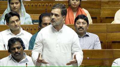 NewsAlgebraIND's tweet photo. BREAKING NEWS 🚨 Agriculture Minister Shivraj Singh Chauhan got angry at Rahul Gandhi 🔥🔥

Rahul Gandhi had alleged that MSP was not being given to farmers.

SHIVRAJ SINGH CHAUHAN ⚡- "If you are making allegations, then verify it. You are lying. How much purchase was made at that time when you were in power"