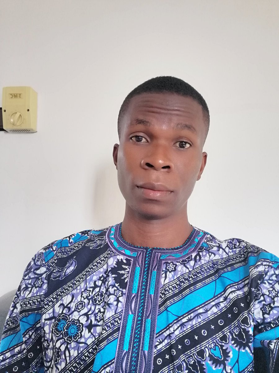 ulrich_nobime's tweet image. L&apos;espoir conçoit des ailes à ceux qui rêve d&apos;atteindre des sommets.
#ArchitectureModerne #ArchitecteCréatif #Freelanceur #ComeUp