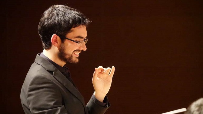 assaig_general's tweet photo. 📻 I a l'últim @assaig_general de la temporada de divendres, a les 18h:

🔺Entrevistem @VBraojos i Quim Térmens (@terrassa48) 

🔺Marcel Ortega ens explica l’experiència a l’Equador i altres projectes de futur

🔺La nova edició del @festivalgong 

En directe! https://t.co/wWnmjv2r7O